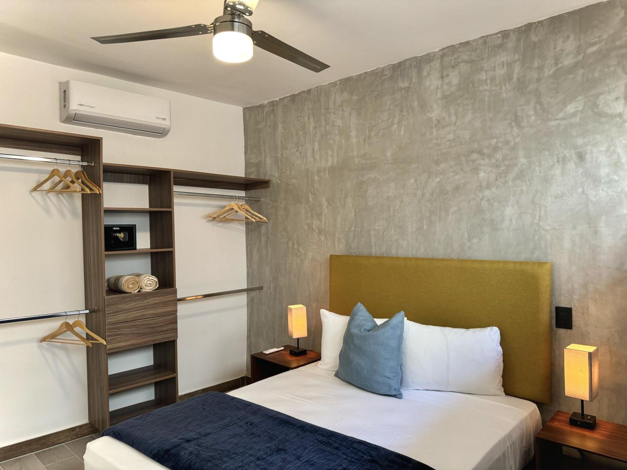 Pilitas Apartments Vallarta Puerto Vallarta Esterno foto